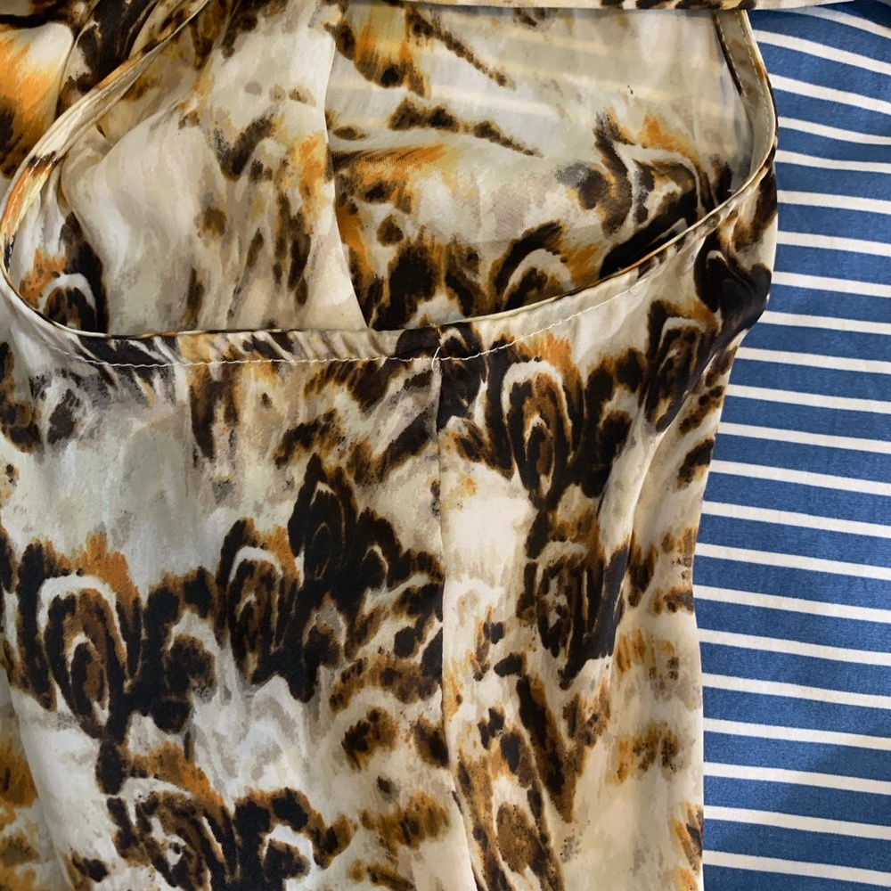 🙂 BOGO Vince Camuto sleeveless blouse with scarf - Picture 4 of 6